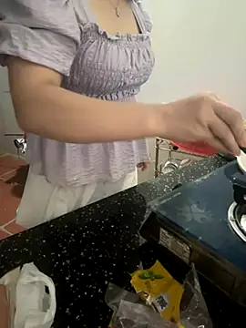 kem 2000 online show from October 4, 2025, 3:32 pm