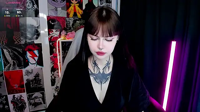 Morana Batt online show from October 13, 2025, 1:49 am