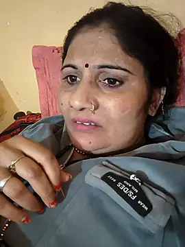 Snapshot of Rakhi99x chatting on November 28, 2025, 5:15 pm Rakhi99x online show from November 28, 2025, 5:15 pm