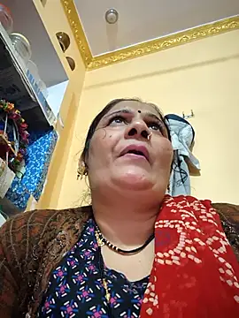 Snapshot of Rakhi99x chatting on December 1, 2025, 2:33 pm Rakhi99x online show from December 1, 2025, 2:33 pm