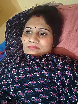 Snapshot of Rakhi99x chatting on March 24, 2026, 6:35 pm Rakhi99x online show from March 24, 2026, 6:35 pm