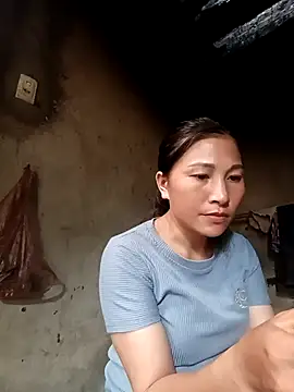 YAYAA-502 online show from September 13, 2025, 7:41 am