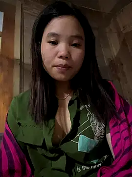 Ngoc-bbi online show from November 21, 2025, 2:38 pm