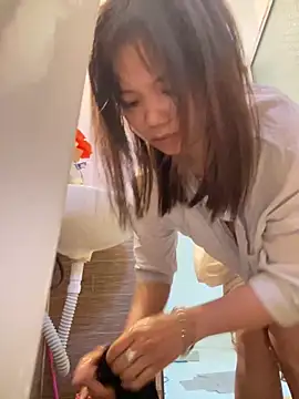 Ngoc-bbi online show from February 4, 2026, 1:33 am