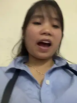 Ngoc-bbi online show from March 25, 2026, 11:16 am