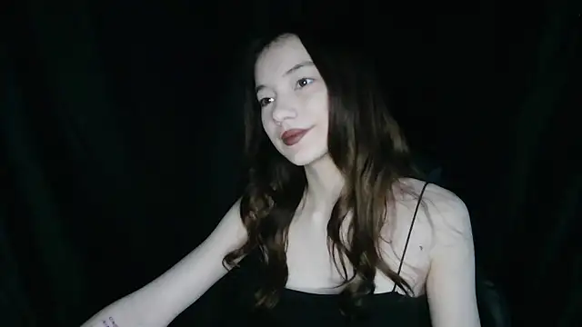 Liza-Kitty online show from November 16, 2025, 6:19 am