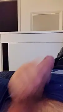 NewJoiner online show from September 25, 2025, 8:12 pm