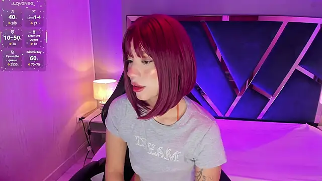 ZharaLux online show from October 21, 2025, 12:06 pm