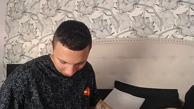 Luna Noire1 online show from April 9, 2026, 3:28 am