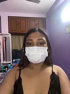 goodvibesonly44445 online show from February 11, 2026, 12:54 pm