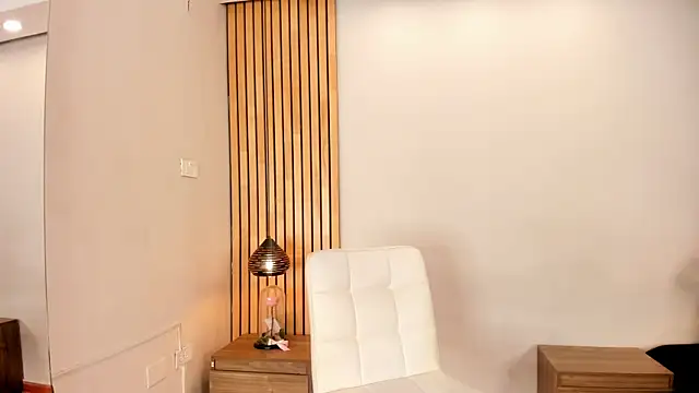 Snapshot of REINA_ADAHARA chatting on July 23, 2026, 3:48 am REINA ADAHARA online show from July 23, 2026, 3:48 am