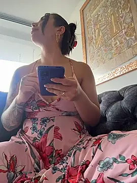 Sarahlove 90 online show from October 19, 2025, 3:45 pm