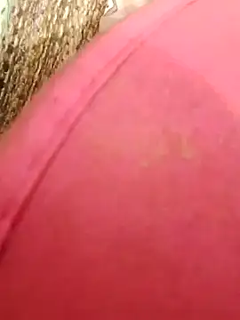 lusy-bae online show from October 3, 2025, 5:26 am