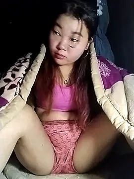 lylylove online show from February 27, 2026, 12:43 am