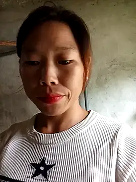 Ngocmi909 online show from September 16, 2025, 1:06 am