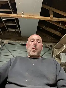 Richmcgee online show from June 10, 2026, 7:24 pm
