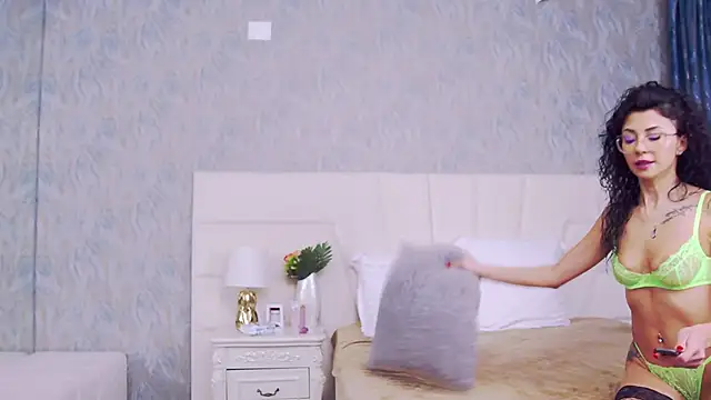 GraceRous online show from November 27, 2025, 6:15 am