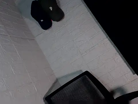 Tempting jon online show from April 5, 2026, 2:31 am