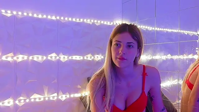 Aishha  online show from September 11, 2025, 5:29 am