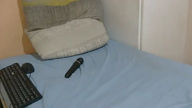 Snapshot of maskedjezebelbaddie chatting on October 19, 2025, 9:48 pm maskedjezebelbaddie online show from October 19, 2025, 9:48 pm