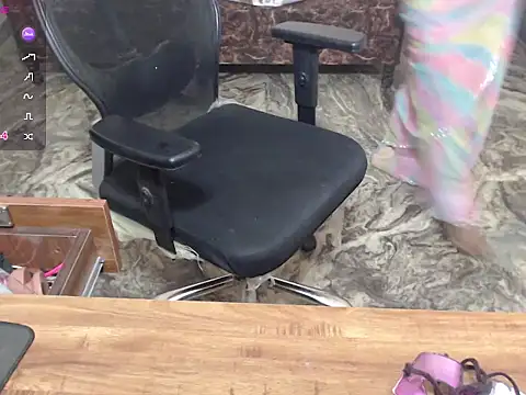  LoveBirds online show from April 2, 2026, 7:00 pm