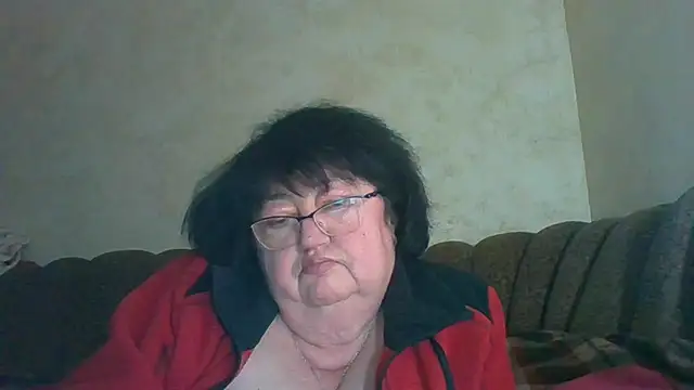 Snapshot of MilaSky5303 chatting on February 8, 2026, 9:51 pm MilaSky5303 online show from February 8, 2026, 9:51 pm