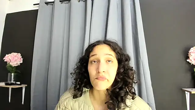 TeensNews18 online show from November 14, 2025, 12:31 am