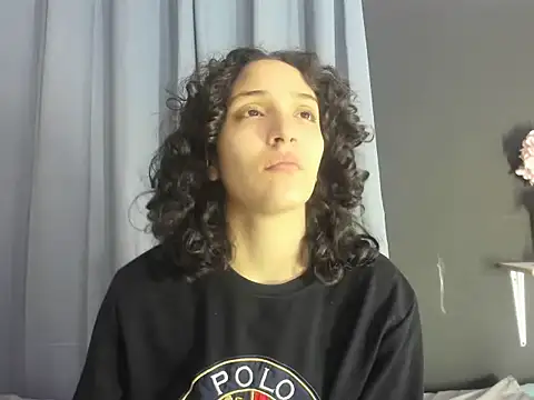 TeensNews18 online show from November 27, 2025, 11:12 am