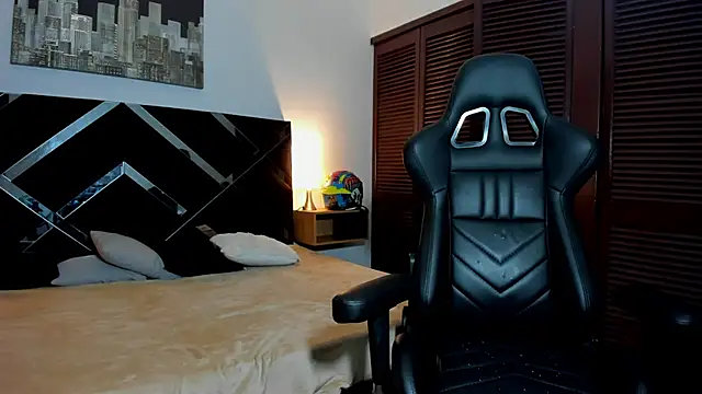 Snapshot of Adan_Oriol chatting on April 6, 2026, 12:50 pm Adan Oriol online show from April 6, 2026, 12:50 pm