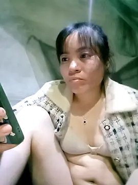 Maymay0033 online show from November 26, 2025, 11:55 am