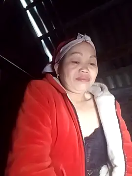  YooY  online show from November 28, 2025, 11:40 pm