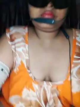 mimi87hoty online show from March 29, 2026, 5:13 pm