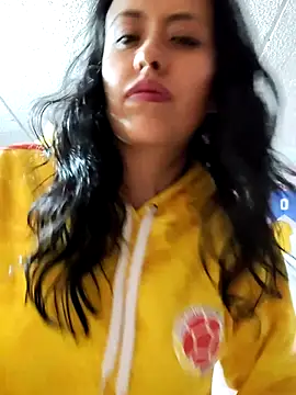 Snapshot of Queen_Ashly chatting on June 18, 2026, 4:13 am Queen Ashly online show from June 18, 2026, 4:13 am