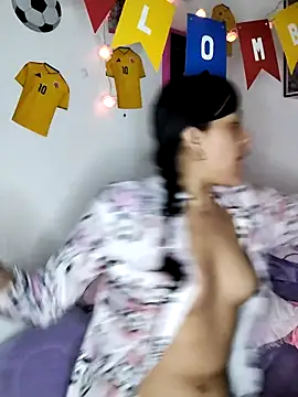 Snapshot of Queen_Ashly chatting on June 25, 2026, 2:22 am Queen Ashly online show from June 25, 2026, 2:22 am