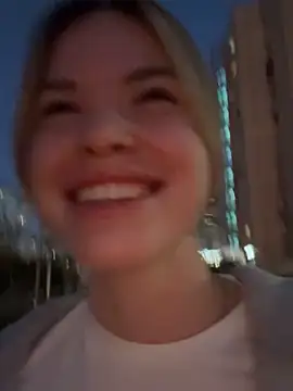 SMELLSEX online show from September 10, 2025, 4:40 pm