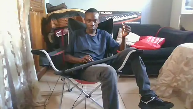 Nykho17 online show from February 12, 2026, 11:16 am