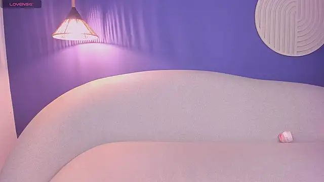 Lunita naughty online show from June 13, 2026, 3:32 pm