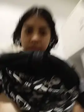 Syndel23 online show from September 13, 2025, 9:47 pm