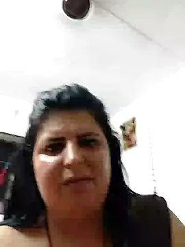 Snapshot of Jann_Riya333 chatting on June 3, 2026, 2:33 pm Jann Riya333 online show from June 3, 2026, 2:33 pm