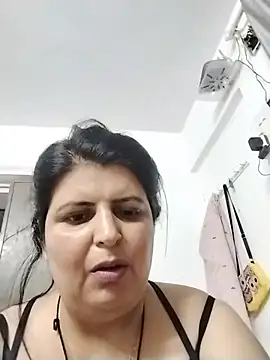 Snapshot of Jann_Riya333 chatting on June 22, 2026, 3:31 pm Jann Riya333 online show from June 22, 2026, 3:31 pm