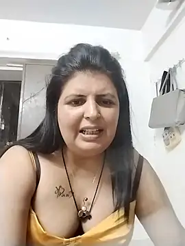 Snapshot of Jann_Riya333 chatting on June 26, 2026, 7:18 pm Jann Riya333 online show from June 26, 2026, 7:18 pm
