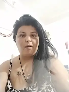 Snapshot of Jann_Riya333 chatting on June 27, 2026, 7:24 am Jann Riya333 online show from June 27, 2026, 7:24 am
