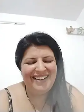 Snapshot of Jann_Riya333 chatting on July 9, 2026, 8:18 am Jann Riya333 online show from July 9, 2026, 8:18 am