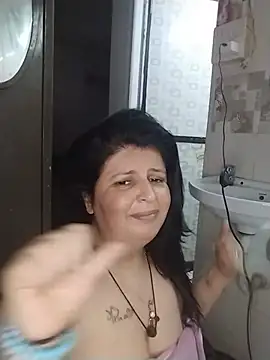 Snapshot of Jann_Riya333 chatting on July 17, 2026, 7:26 am Jann Riya333 online show from July 17, 2026, 7:26 am