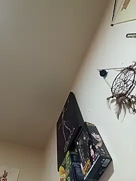 Snapshot of Butterflyann9090 chatting on December 4, 2025, 8:01 am Butterflyann9090 online show from December 4, 2025, 8:01 am