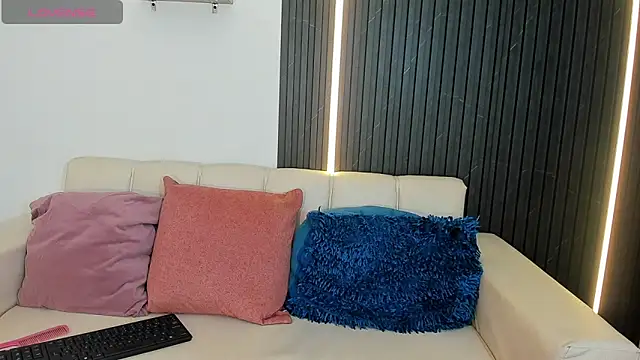 Gabrielaa Miller  online show from September 12, 2025, 8:20 pm