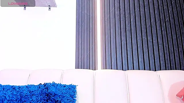 Gabrielaa Miller  online show from October 18, 2025, 8:42 pm