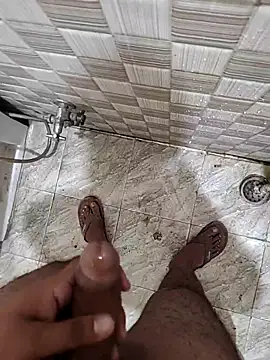 vers negi9 online show from September 9, 2025, 3:11 pm