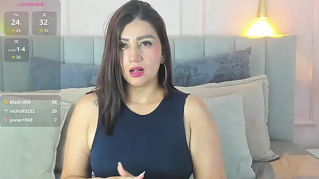 Snapshot of victoria_bourne chatting on May 13, 2026, 7:11 pm victoria bourne online show from May 13, 2026, 7:11 pm