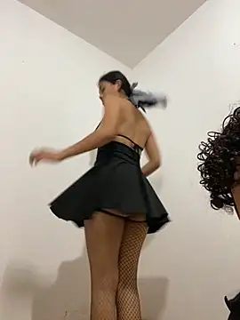 Nezuko-uWux online show from September 20, 2025, 2:12 am